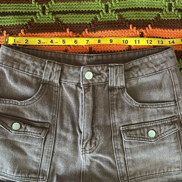 Brown High Waist Cargo Shorts - Picture 4 of 6